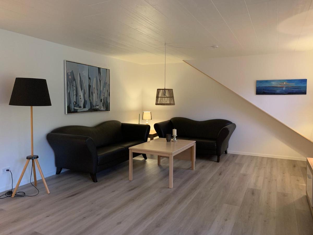 Spacious Apartment On N.P.Gota 8A, Klaksvik Klaksvík Exterior foto